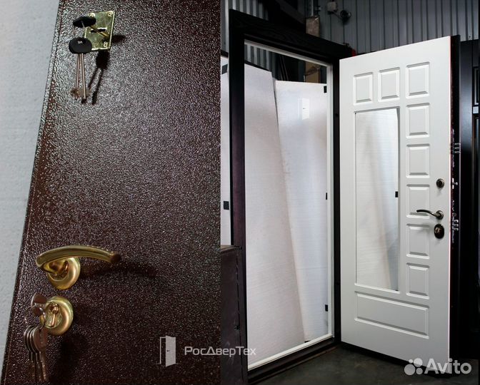Дверь входная металлическая с зеркалом