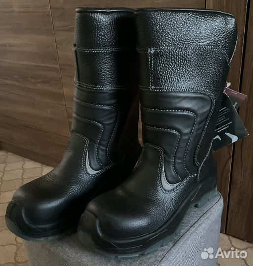 Сапоги утепленные кожаные