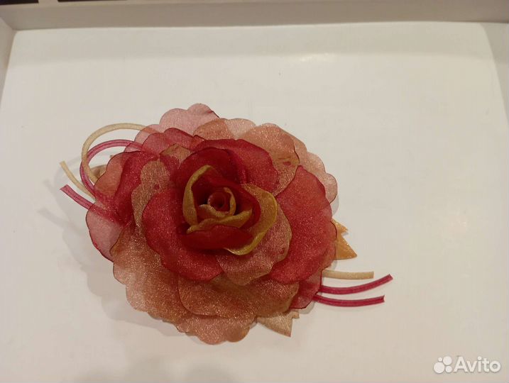 Цветы из ткани ручной работы