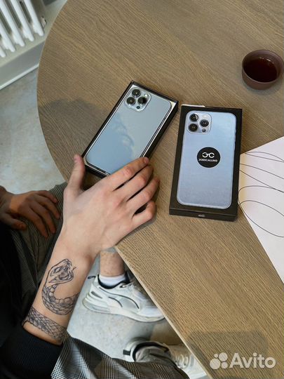 Apple Watch 8 41mm Red Витринные,Рассрочка/Trade