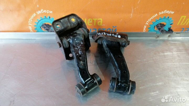 Рычаг передней подвески Nissan Primera P11