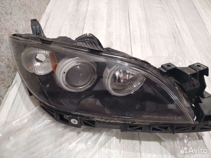 Продам фары для mazda 3 бк
