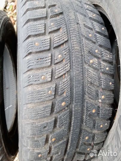 Kumho I'Zen Ice Power KW21 215/60 R16