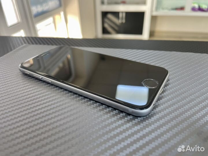 Телефон iPhone 6s 128 gb