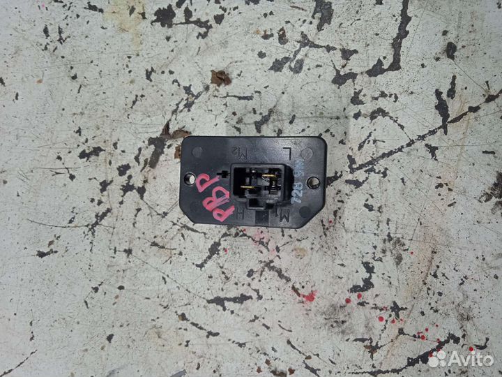 Резистор печки Mitsubishi RVR Z N11W Митсубиси рвр