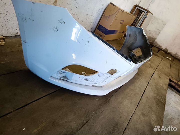 Передний бампер LADA vesta белый