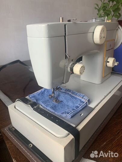 Швейная машина Чайка 132м