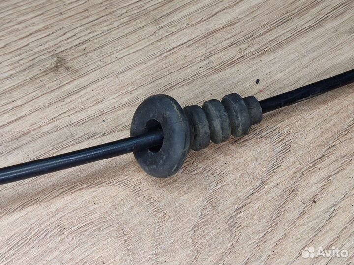 Замки капота, Volvo 960