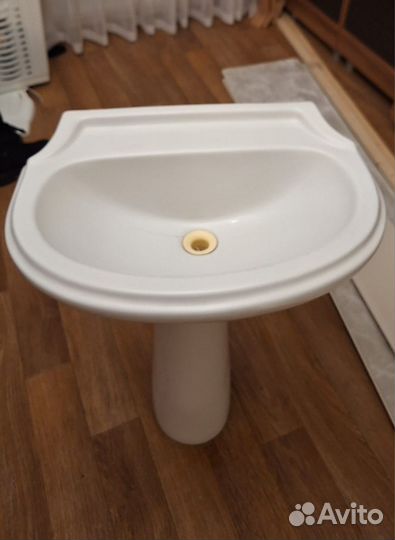 Раковина в ванную тюльпан бу