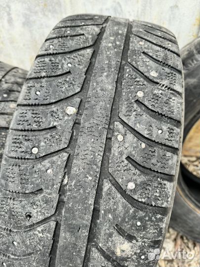 Bridgestone Ice Cruiser 7000 205/65 R15