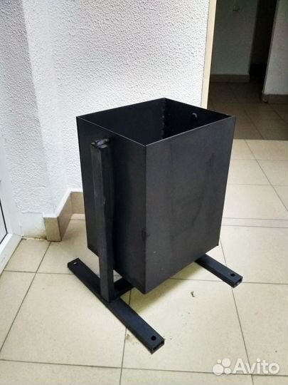 Урна металлическая