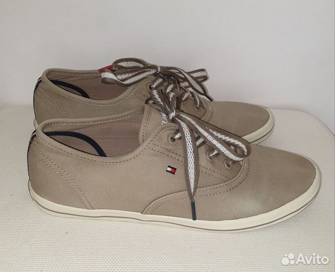 Слипоны Tommy Hilfiger 38