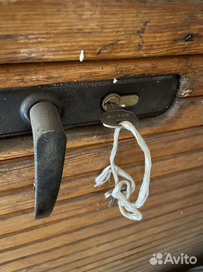 Дверь деревянная входная 192,5х99,5х7,5 без короба