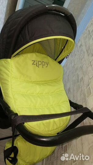 Продам коляску 3 в 1 Zippi