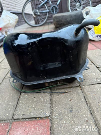 Бензобак Yamaha jog в сборе