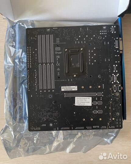 Материнская плата