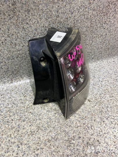 Фонарь задний правый Mitsubishi Outlander Xl 2007