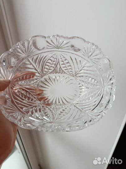 Ваза хрустальная