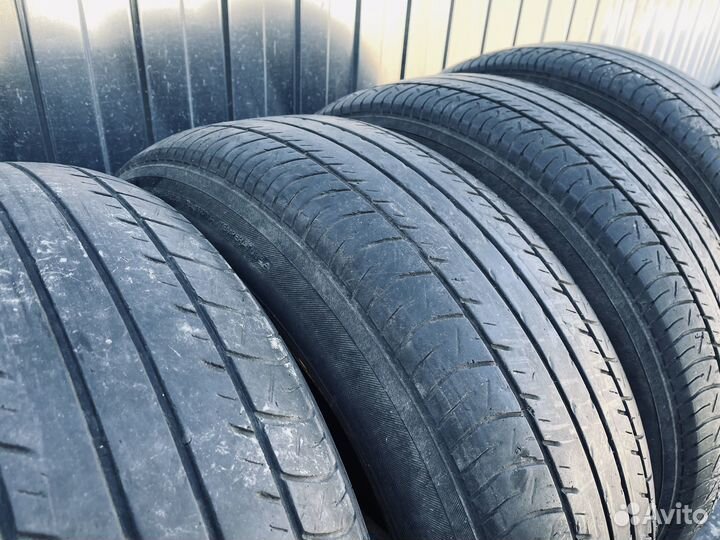 Yokohama dB Decibel E70 215/60 R16 95V