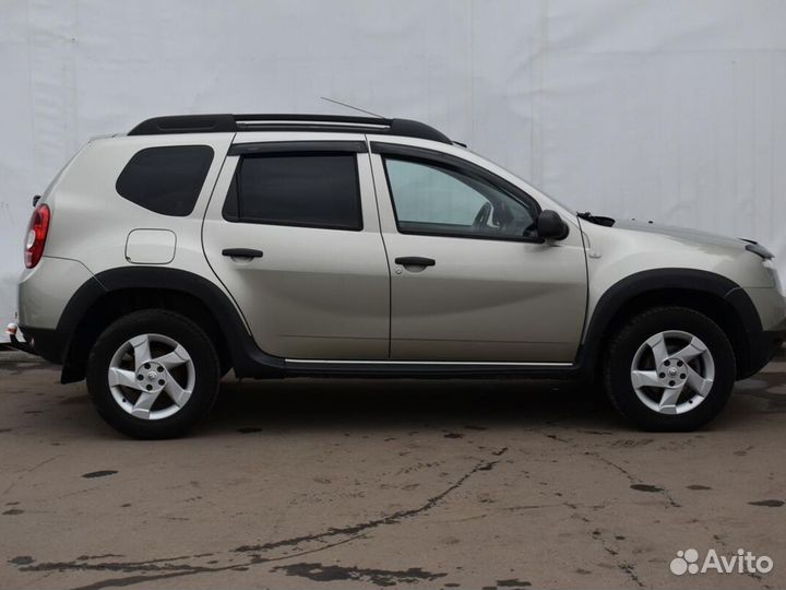 Renault Duster 2.0 AT, 2014, 120 570 км