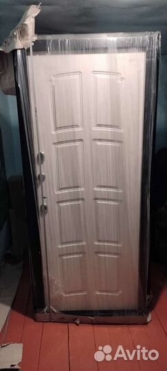Дверь входная