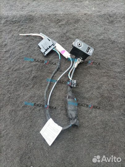 Разъем AUX / USB BMW Z4 E89 (2009 - 2016) 9237653