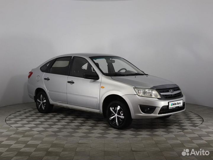 LADA Granta 1.6 МТ, 2014, 215 708 км