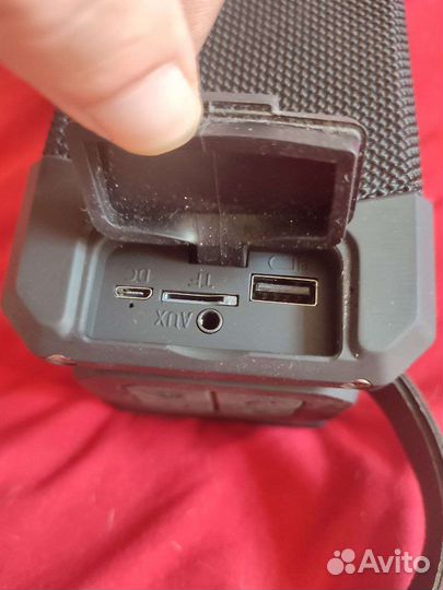 Портативная колонка