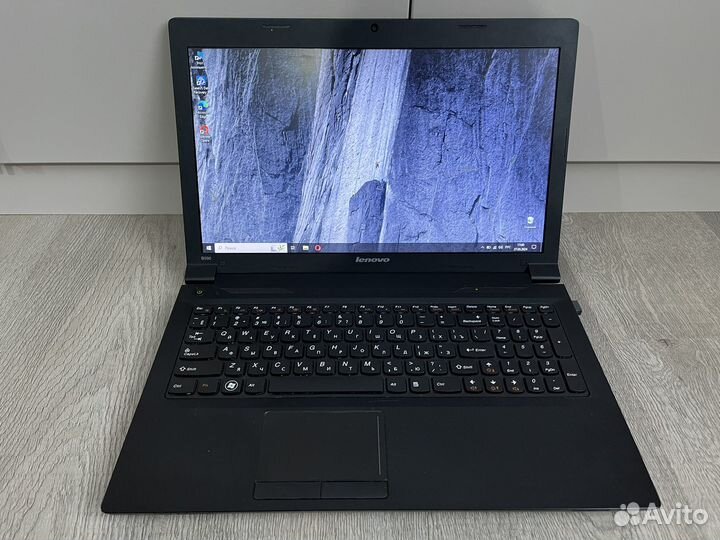 Ноутбук Lenovo b590