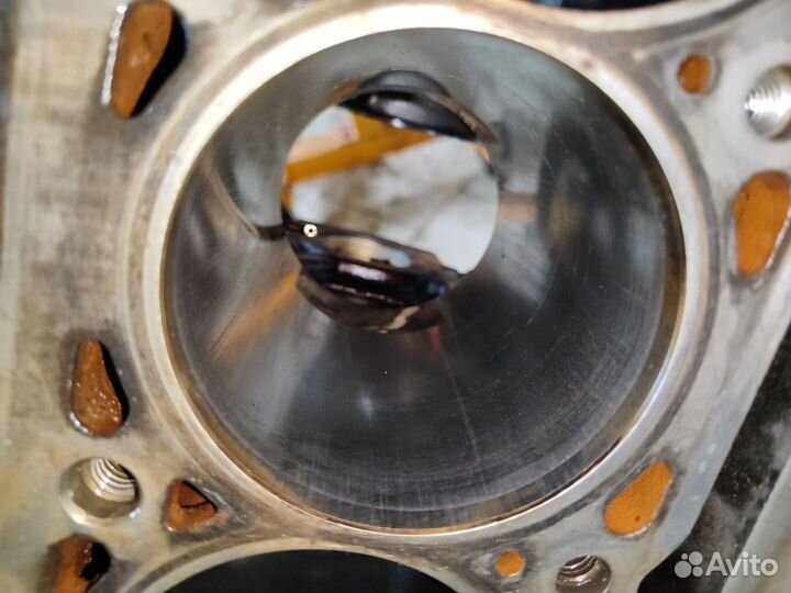 Блок двигателя k4m701 1.6