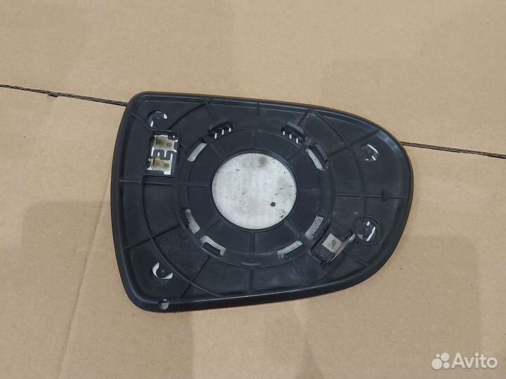 Зеркальный элемент левый зеркало левое Hyundai i40