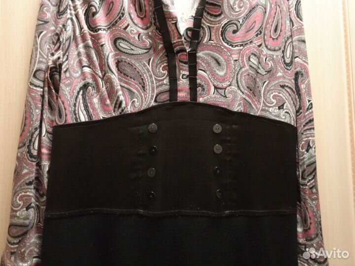 Платье р 54 с длинным рукавом