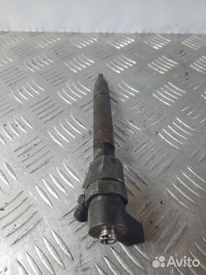 Форсунка Mercedes Vito W639 2.2 646983 2005