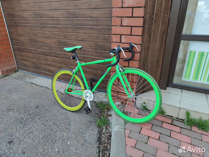 Шоссейный велосипед Фикс синглспид