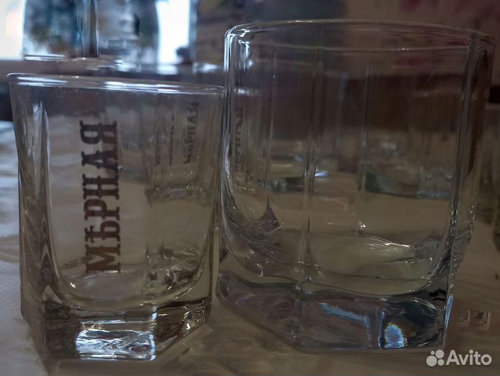 Стаканы и стопки