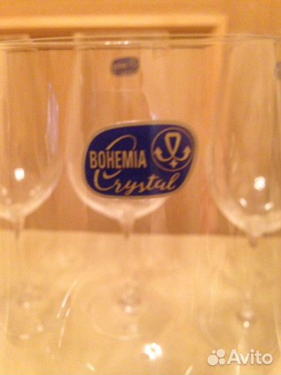 Набор бокалов для вина