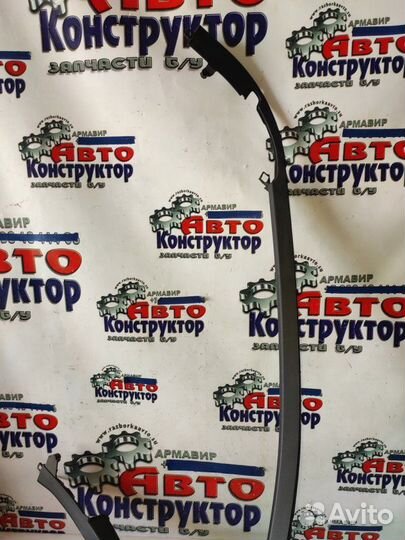 Накладка двери кузова наружняя передняя правая