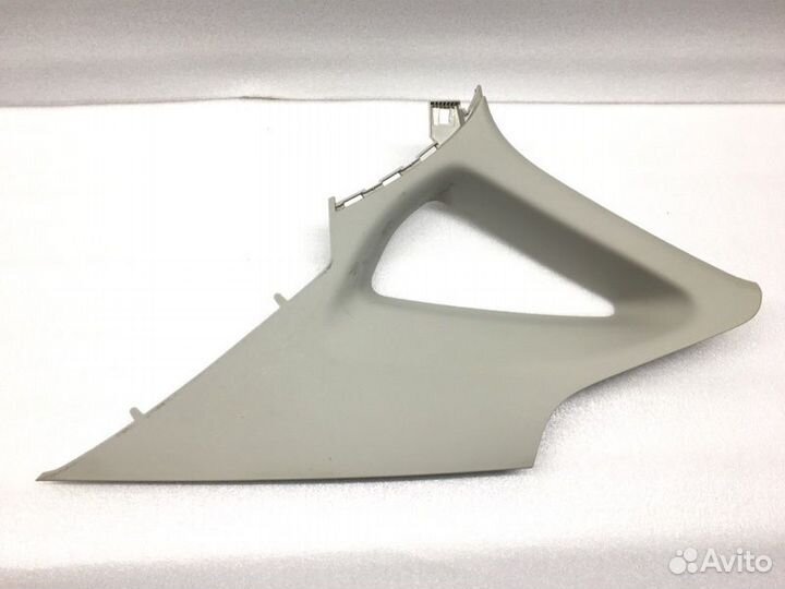 Обшивка стойки задняя правая Volkswagen Polo седан