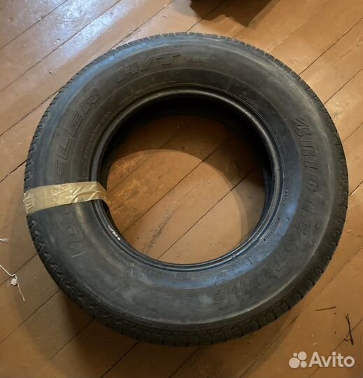 Bridgestone Dueler H/T 684II 265/70 R17