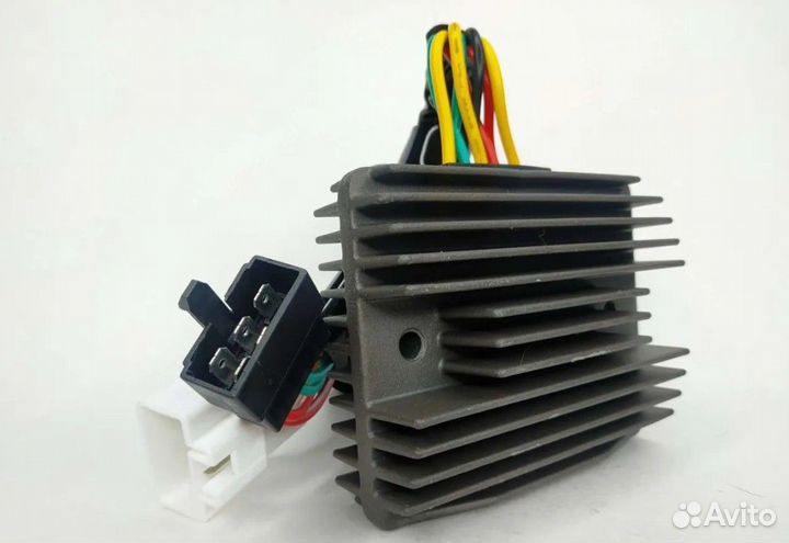 Реле зарядки регулятор Honda cbr1100xx RTV VFR 800