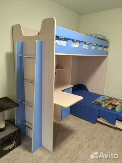 Двухъярусная кровать с диваном бу