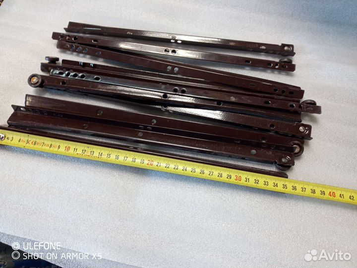 Направляющие для выдвижных ящиков