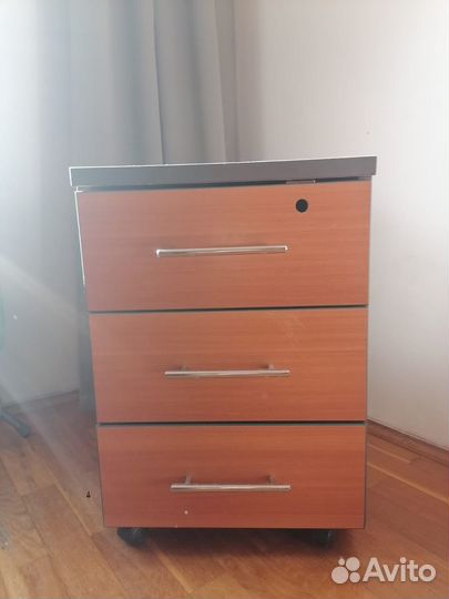 Тумба выкатная