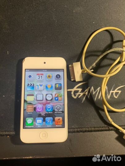 Плеер iPod touch 4 32 GB