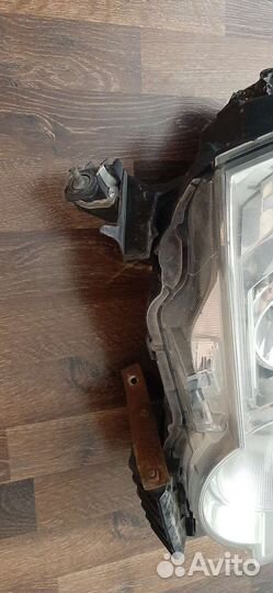 Фары Nissan X-trail t31