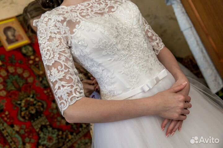 Свадебное платье