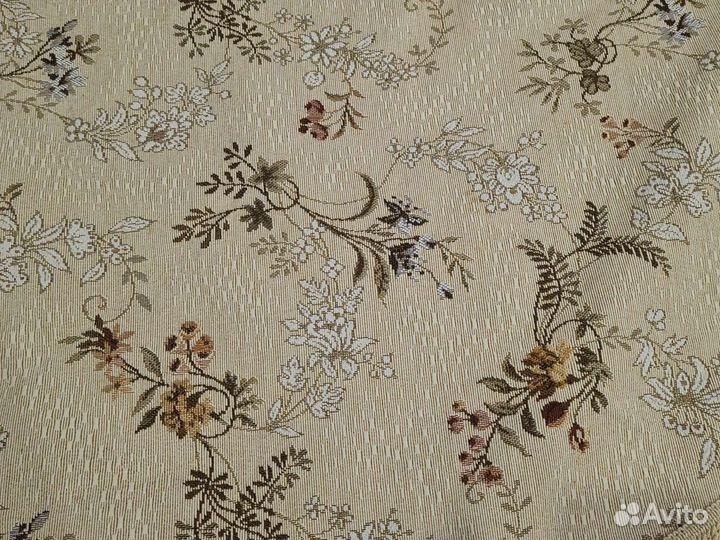 Скатерть гобеленовая