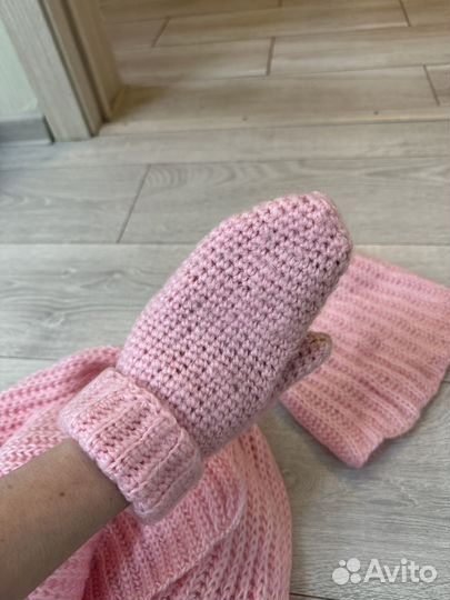 Комплект шапка, шарф и варежки