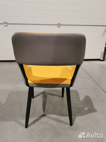 Новые кухонные стулья