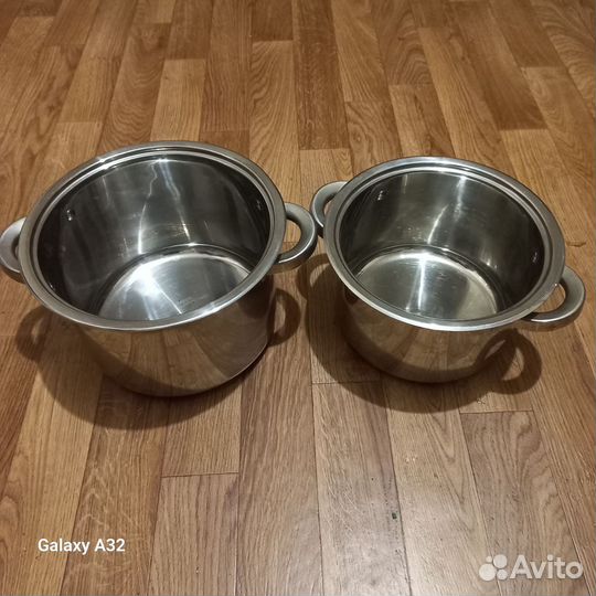 Кастрюля из нержавейки и эмилированные